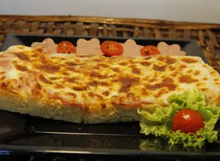 Принцеса с шунка и кашкавал (280г)