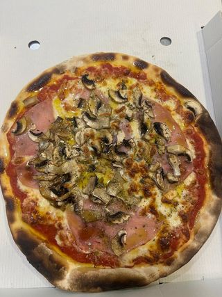 Pizza prosciutto e funghi (30 cm.)
