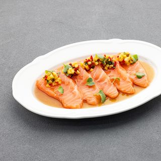 Sashimi z łososia 