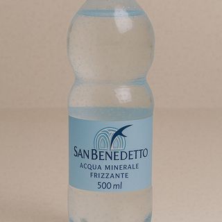 Acqua frizzante 