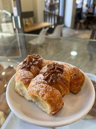 Medialuna De Dulce De Leche