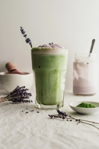 Matcha cu lavandă