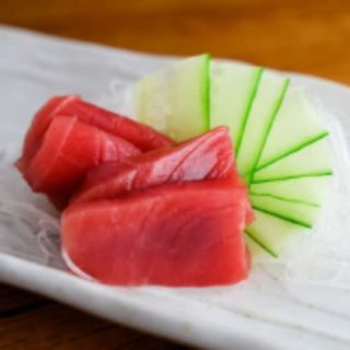 Maguro Sashimi (2 Pzs.)