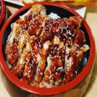 Donburi Anguila Asado