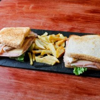 Sándwich Quinta's Club