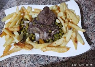 Frites et Petits Pois avec Rognon