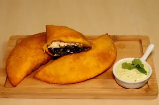 Empanada De Domino