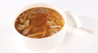 23 Zuppa pechinese agropiccante