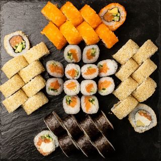 Сет Лососеманія (44шт/1140г)