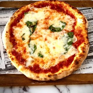 Pizza Margherita (familiar)