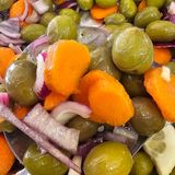 Olive bianche condite 350 gr 