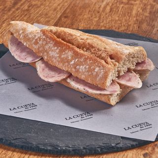 Bocadillo de Salchicha