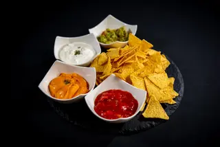 Nachos and Dips 290 g