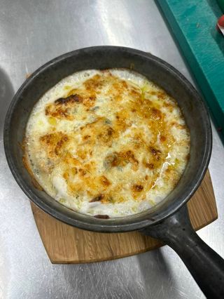 QUATRRO FORMAGGIO CURETINA