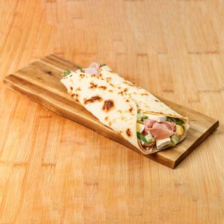 Rotolo con prosciutto cotto arrosto,Brie, patate al forno