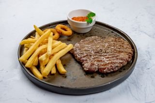 Pljeskavica Barba Toni