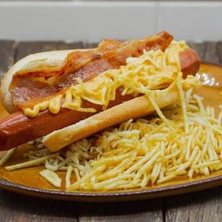 Perrito con Queso y Bacon