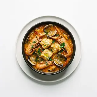 Caldero De Rape Con Cigalas Y Almejas (Para 2 Personas)