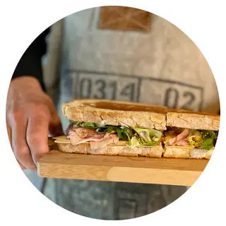 Sándwich Mogo Club
