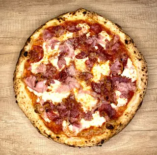 Pizza 4 Carne