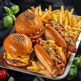 Пательня з Бургерами та Хот-Догами