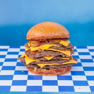 Classic burger 6