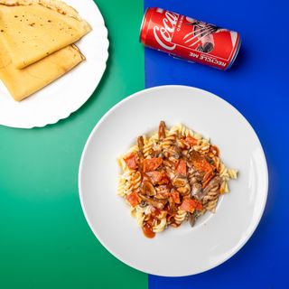 Pasta Valle D'Aousta + Palačinka sa eurokremom + Coca-Cola 0.33l