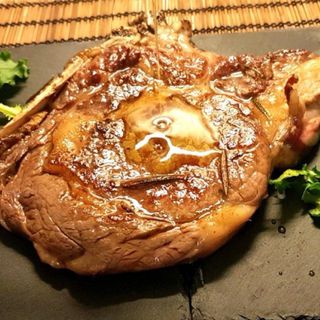 Macheroncini con tonno fresco e pomodorni