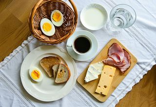 Petit Déjeuner Moderne