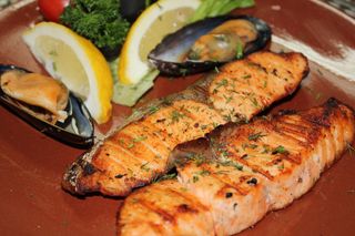 Семга на углях