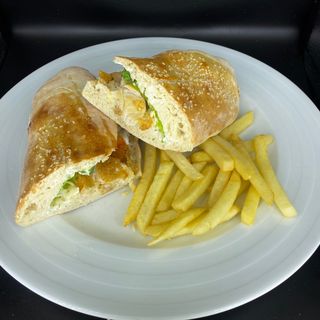 Sendvič u lepinji s piletinom 330gr