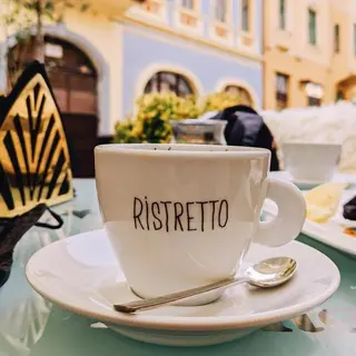 Flat White