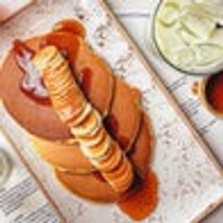 Pancake banana e sciroppo d'acero