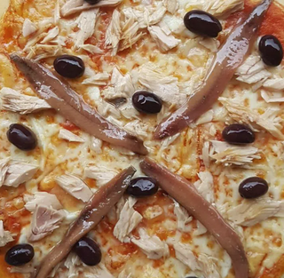 Pizza napoli (30 cm.)