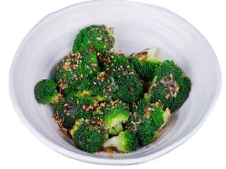 Брокколи с азиатским соусом 