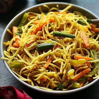 Vegetable Hakka Noodles