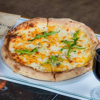 Pizza Quattro Fromaggi