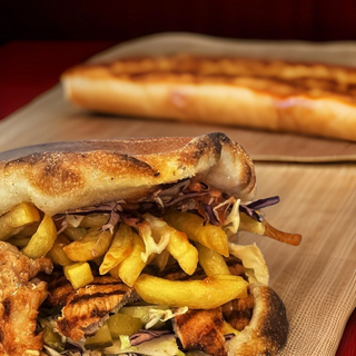 Sandwich cu cotlet de porc 600g