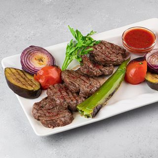 Стейк лукум кебаб