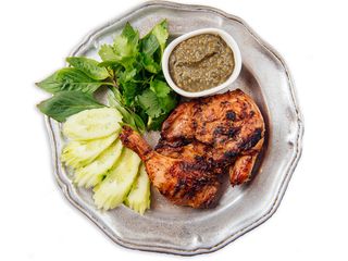 Курча гриль з кокосовим молоком, часником і кінзою (270g)