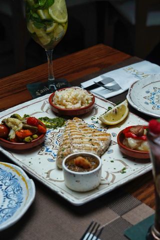 San Pedro Con Salsa Gambas