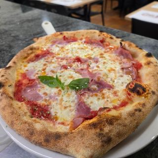 Pizza Prosciutto (31 A 33 Cm. Aprox.)