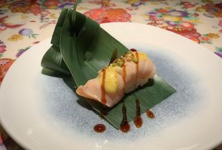 56. Nigiri flambé - 2 pezzo
