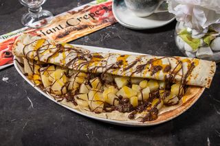 Clatita Uriasa cu Nutella si ananas