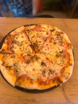 Pizza Prosciuto e Funghi Ø32cm