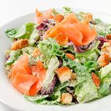 Ensalada César Con Salmón A La Parrilla