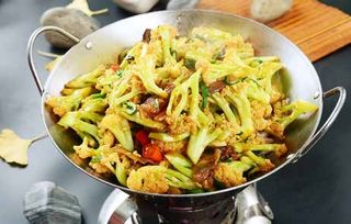 83. Scodella di fuoco con cavolfiore cinese