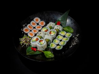 805. Bandeja Sushi Omega Pack (24 Uds.)