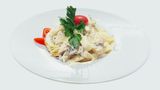 Паста "Альфредо" с курицей и грибами