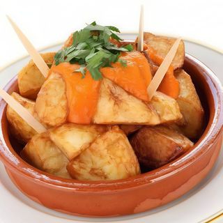 Patatas bravas